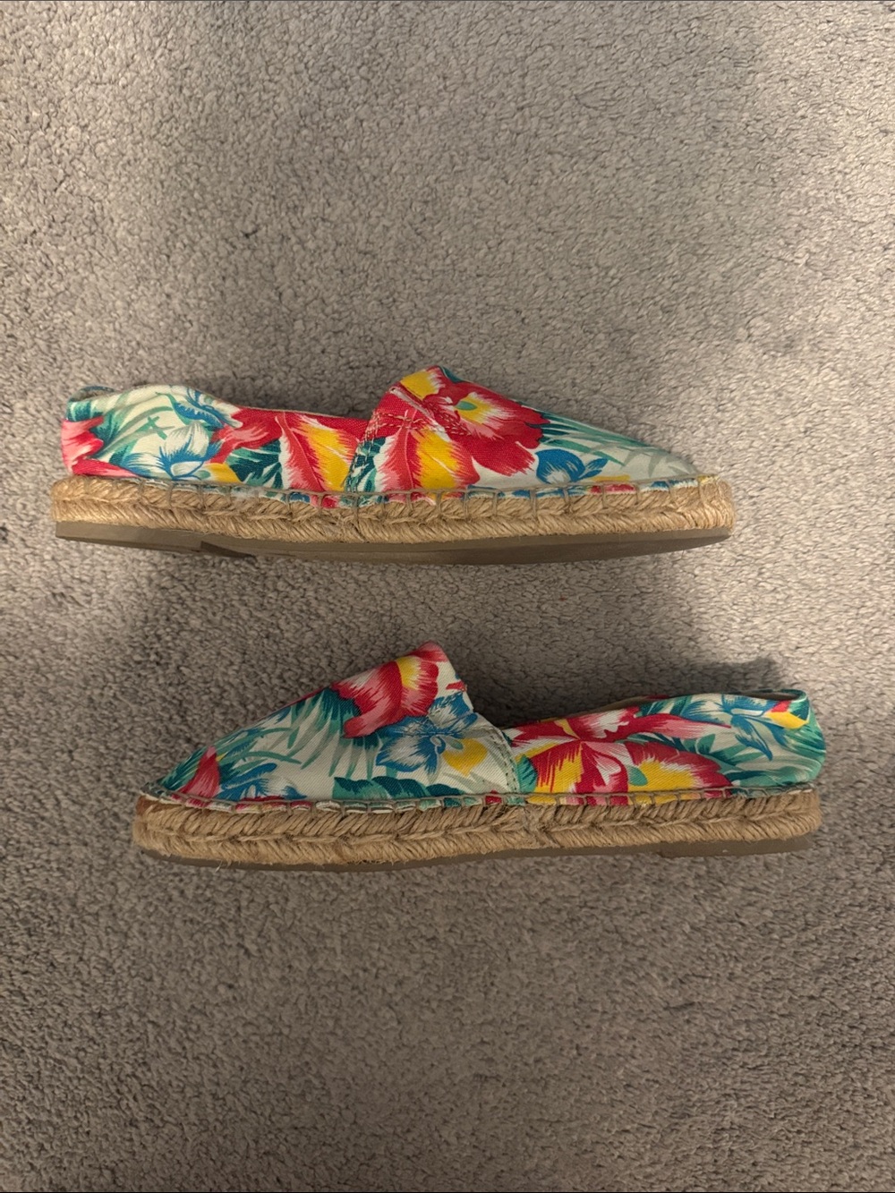 Mossimo Floral Espadrille Slip-On Shoes - Women's Tropical Print size 7